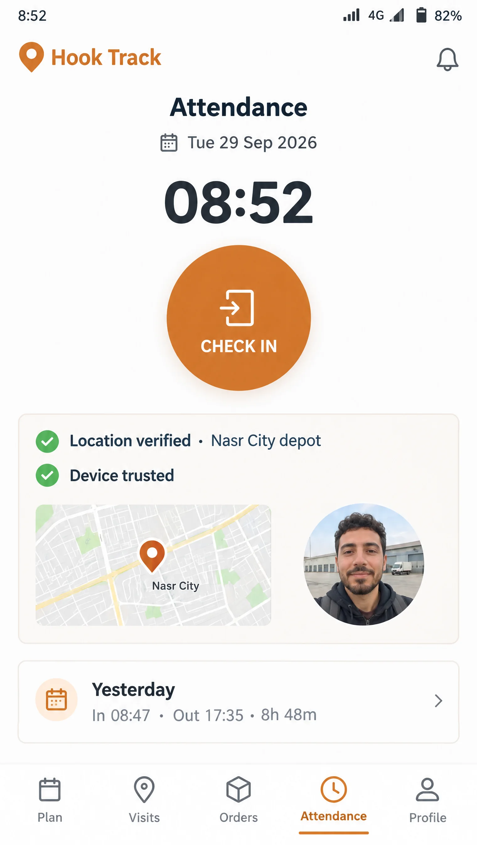 Hook Track app — attendance screen